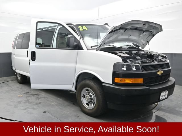 Used 2024 Chevrolet Express 3500 LS RWD image 40