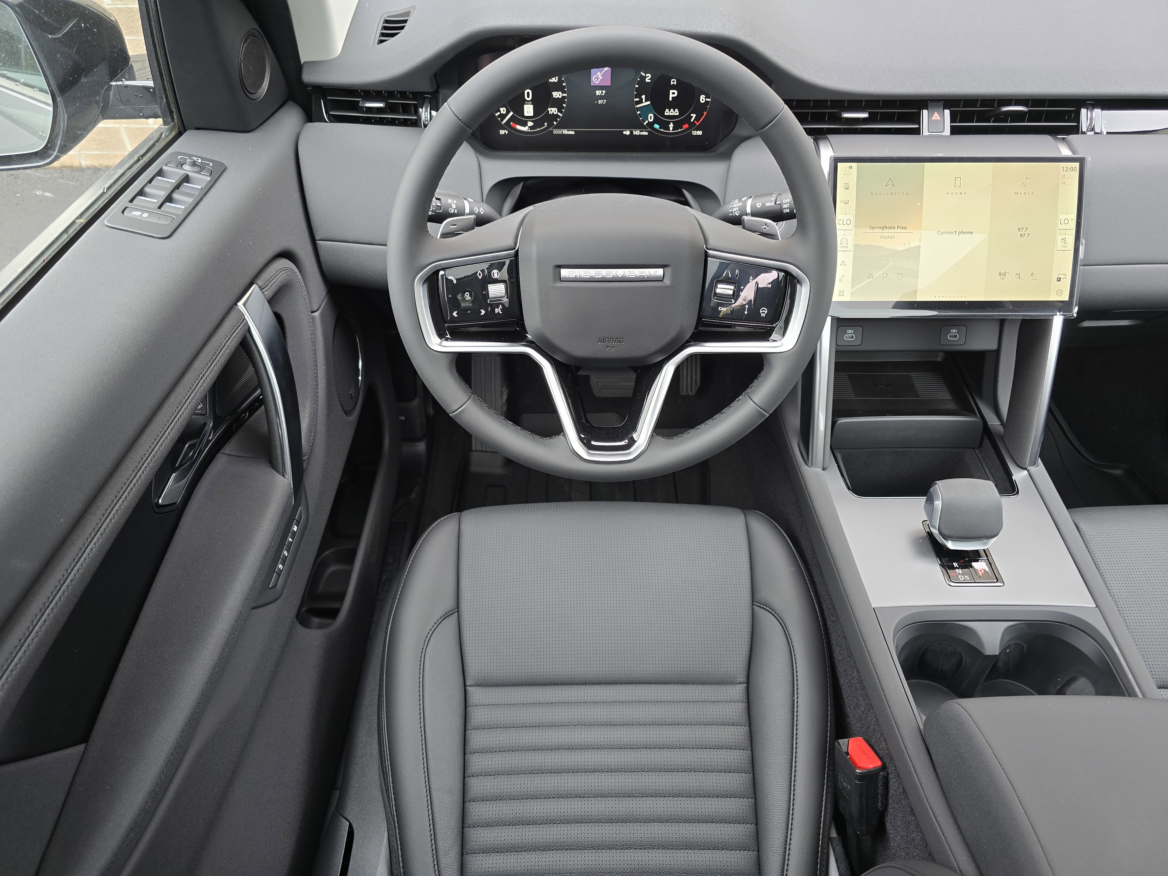 New 2025 Land Rover Discovery Sport S image 24
