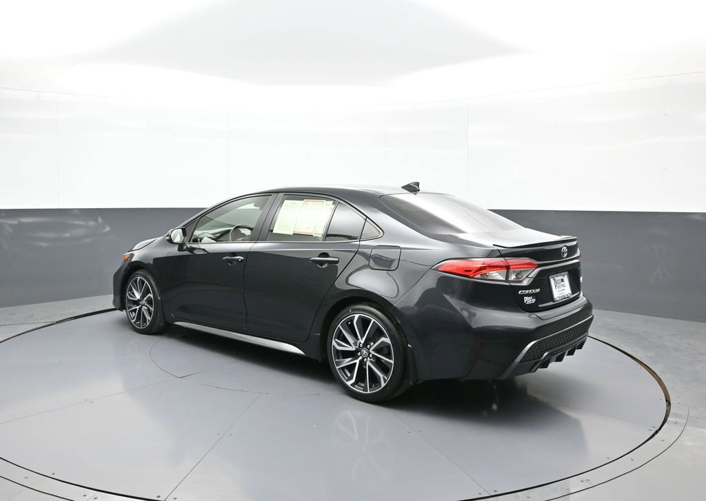 Certified 2022 Toyota Corolla SE w/ SE Premium Package image 8