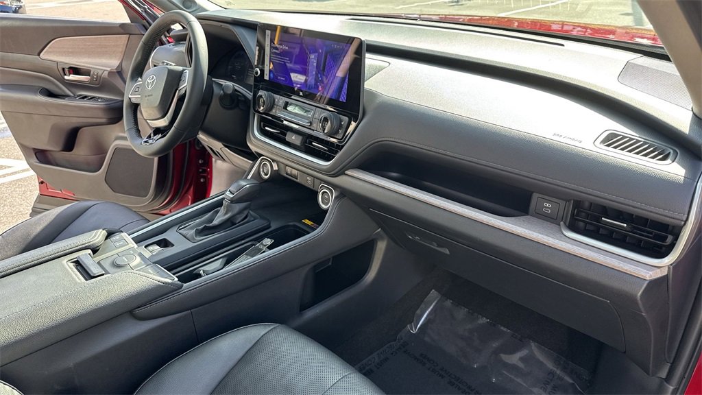 Used 2024 Toyota Grand Highlander FWD image 33