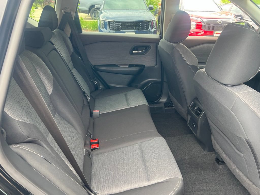 Certified 2023 Nissan Rogue SV AWD/4WD image 14