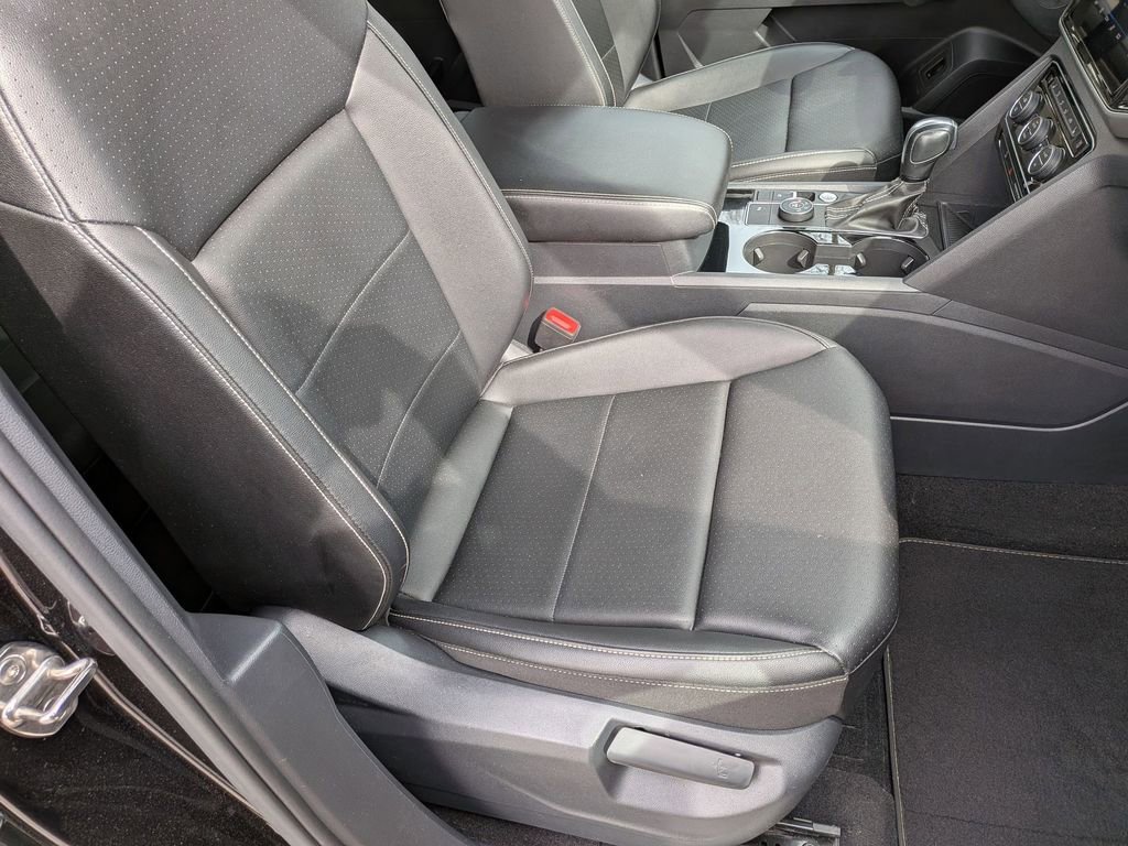 Used 2023 Volkswagen Atlas SE AWD/4WD image 30