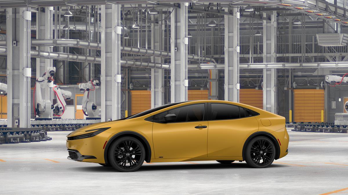 New 2026 Toyota Prius AWD image 3
