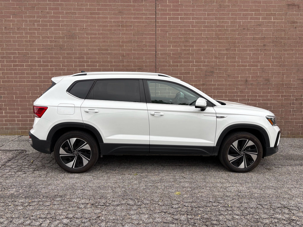 Used 2024 Volkswagen Taos SE AWD/4WD image 6