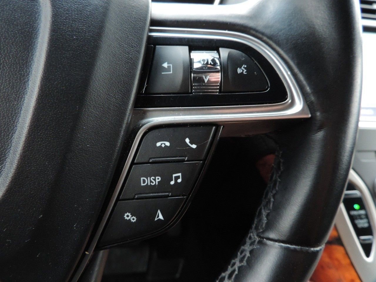 Used 2019 Lincoln Nautilus Select w/ Cargo Utility Package image 29