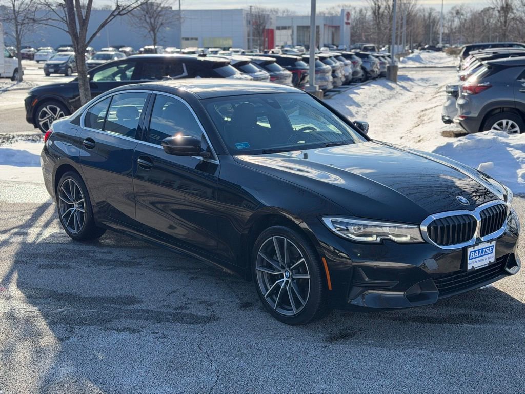 Used 2019 BMW 330i xDrive Sedan w/ Convenience Package image 3