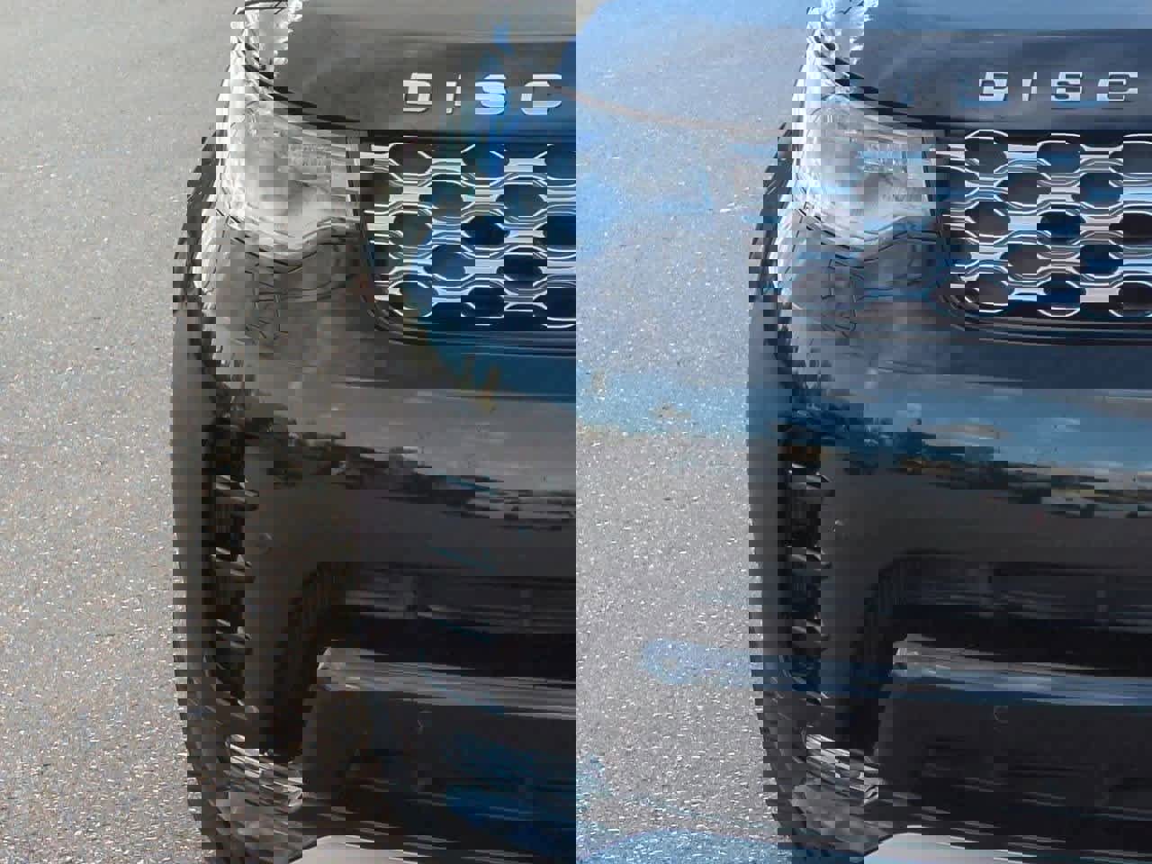 Used 2024 Land Rover Discovery Metropolitan Edition image 10