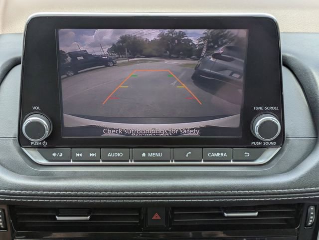 Used 2023 Nissan Rogue SV FWD image 23