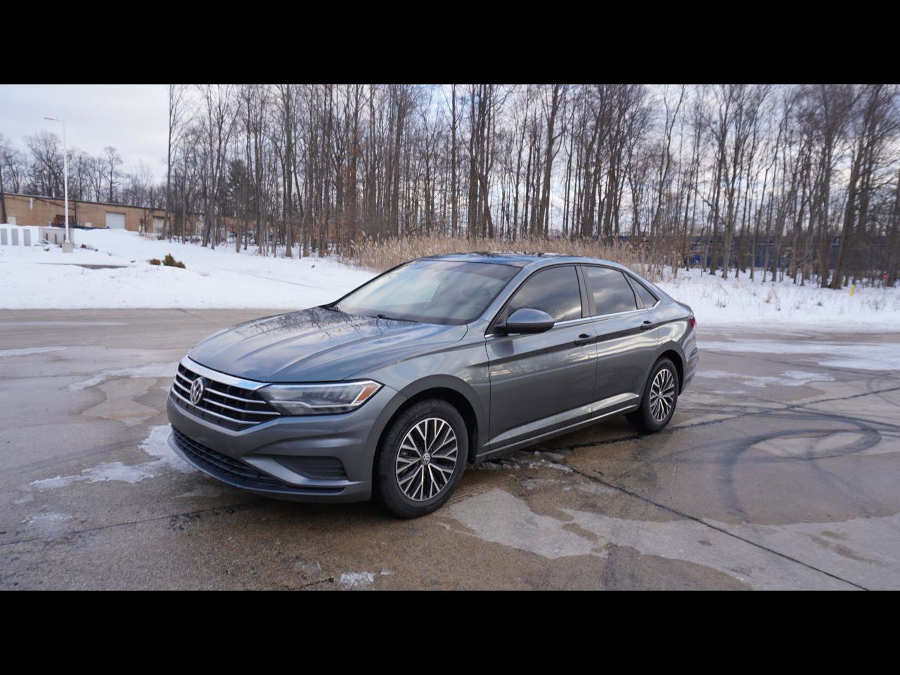 Used 2019 Volkswagen Jetta R-Line image 1