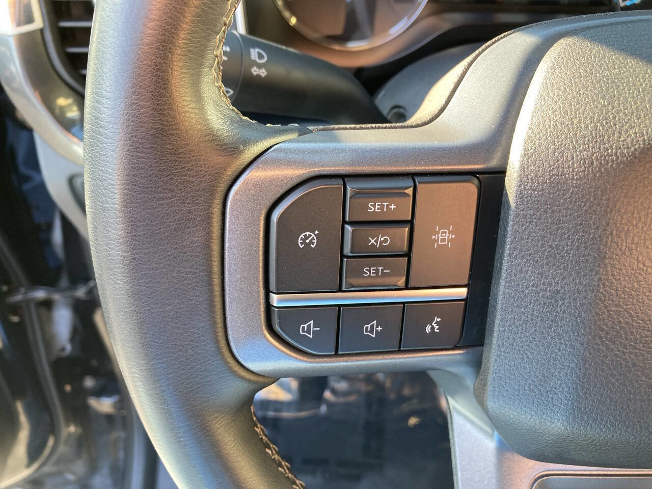 Used 2023 Ford F150 XLT w/ Equipment Group 302A High image 19