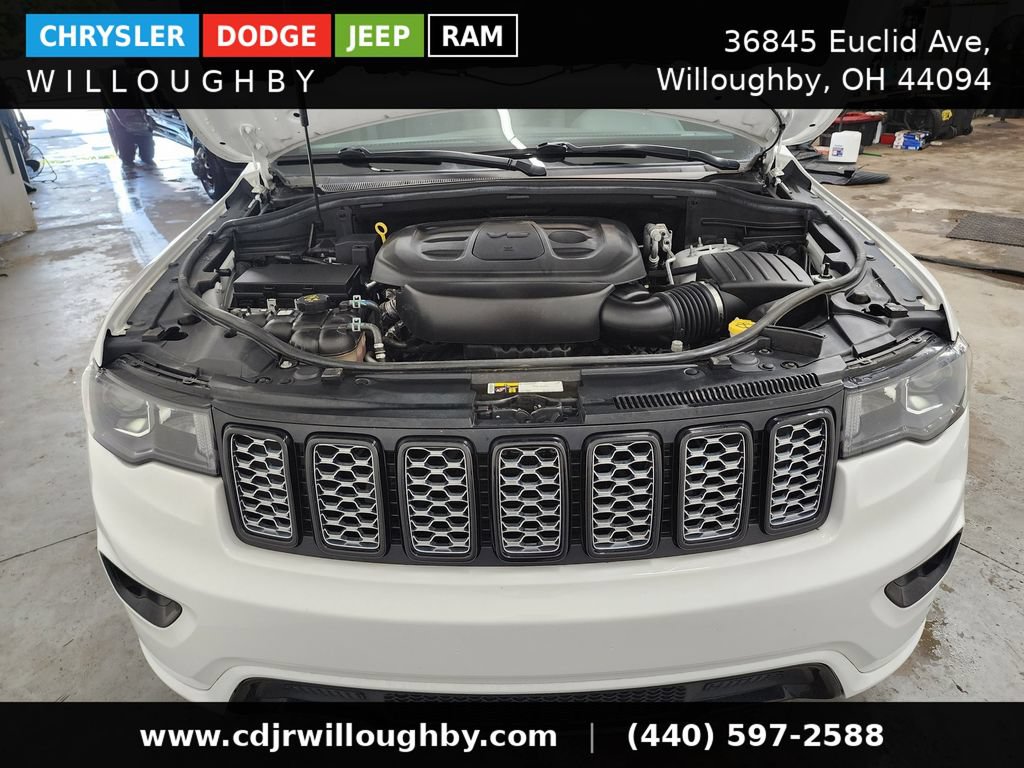 Used 2021 Jeep Grand Cherokee Laredo X AWD/4WD image 37