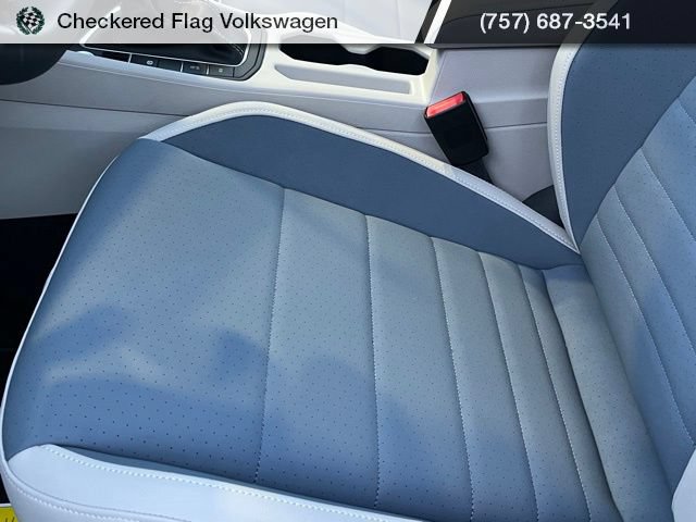 New 2026 Volkswagen Jetta SE FWD image 26