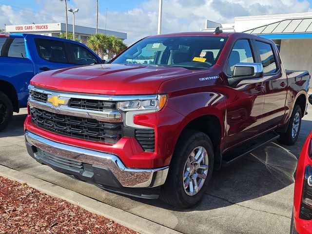 Used 2023 Chevrolet Silverado 1500 LT w/ Protection Package RWD image 3