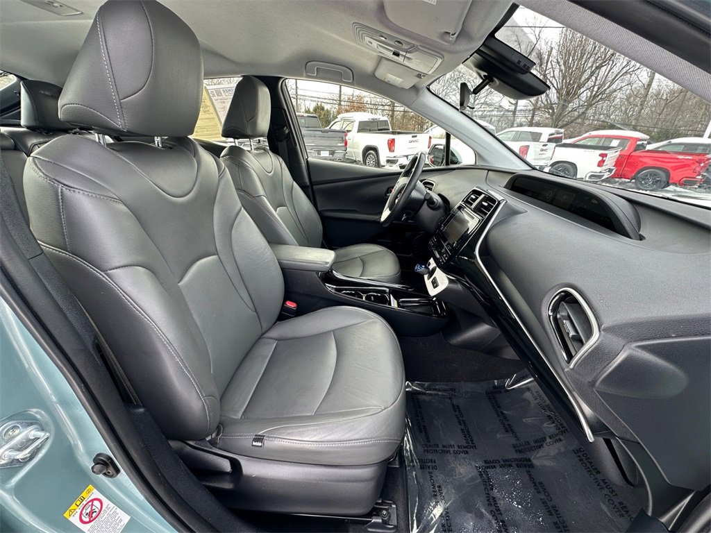 Used 2017 Toyota Prius Three image 22