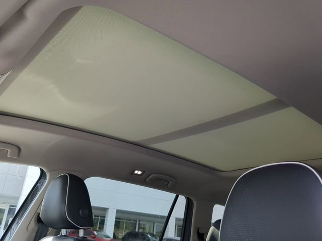 New 2026 Volkswagen Atlas SEL Premium R-Line image 22