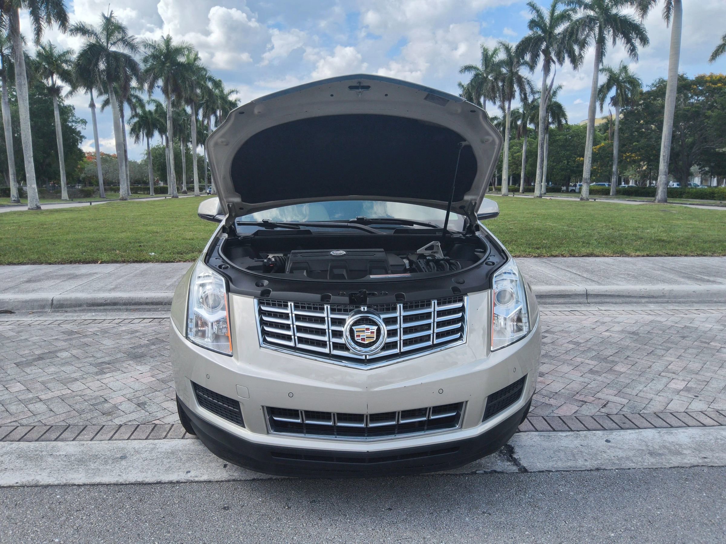 Used 2013 Cadillac SRX Luxury FWD image 40