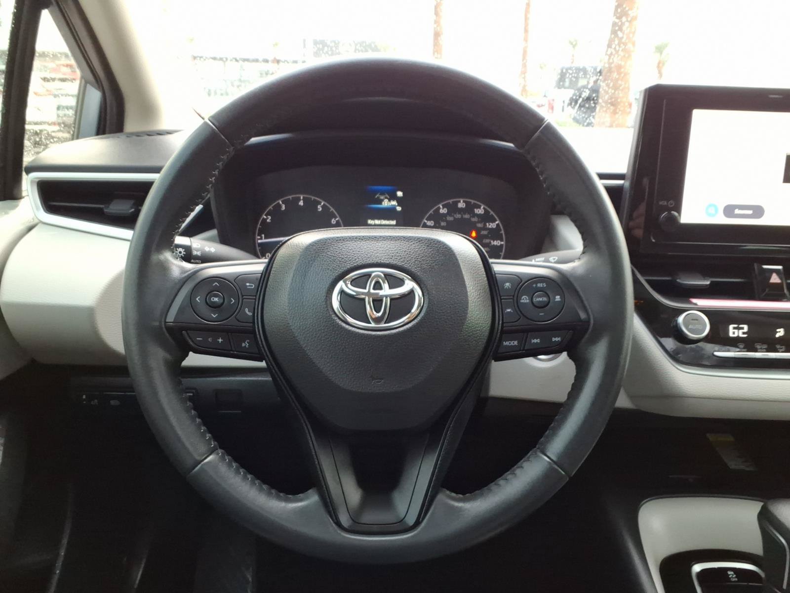 Used 2024 Toyota Corolla LE w/ LE Premium Package FWD image 12