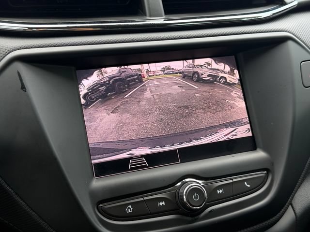 Used 2021 Chevrolet TrailBlazer LS FWD image 20