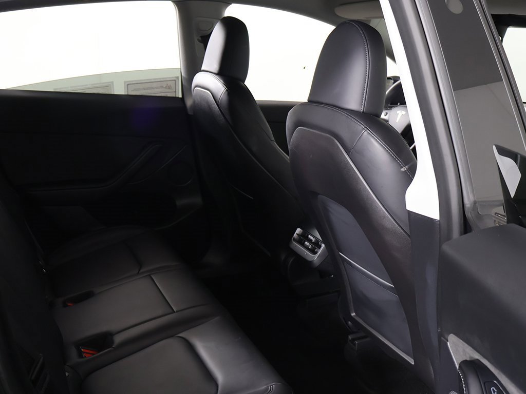 Used 2023 Tesla Model Y Long Range image 30