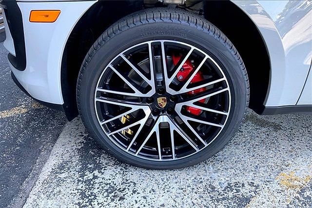Certified 2026 Porsche Macan S image 15