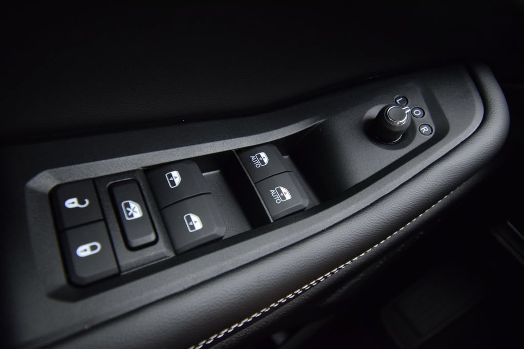 New 2025 Jeep Grand Cherokee L Limited w/ Luxury Tech Group II AWD/4WD image 40