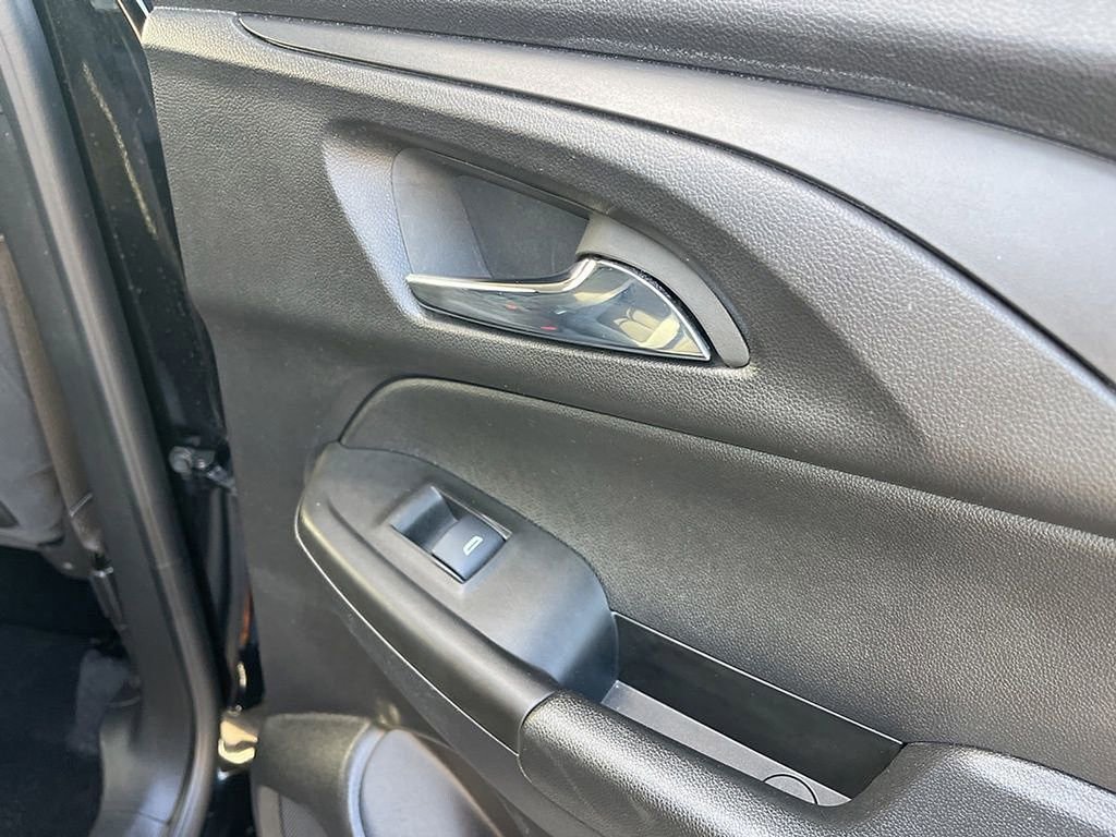 Used 2023 Chevrolet TrailBlazer LT w/ Convenience Package image 41