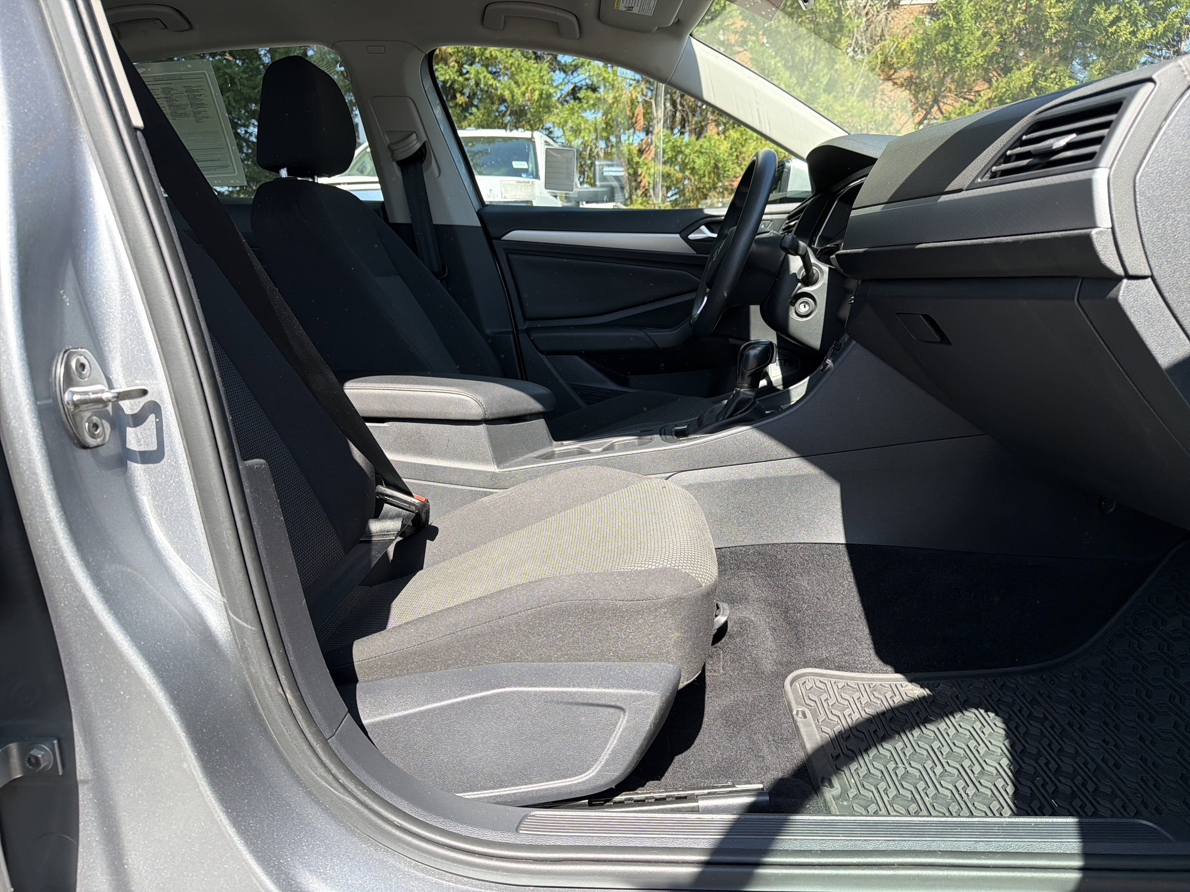 Used 2020 Volkswagen Jetta S w/ Driver Assistance Package FWD image 31