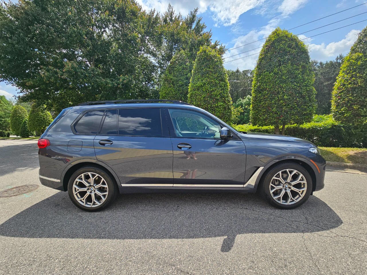 Used 2021 BMW X7 xDrive40i w/ Premium Package AWD/4WD image 6