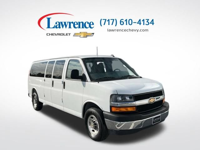 Certified 2025 Chevrolet Express 3500 LT w/ LT Preferred Equipment Group RWD image 1