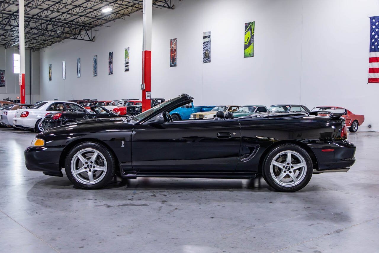 Used 1998 Ford Mustang Cobra RWD image 3