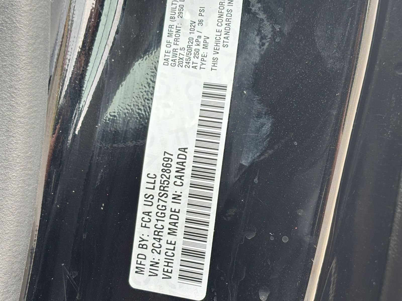 Used 2025 Chrysler Pacifica Limited FWD image 30