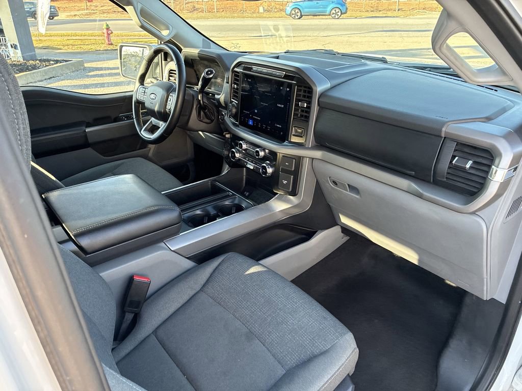 Used 2024 Ford F150 XLT w/ Equipment Group 302A MID image 31