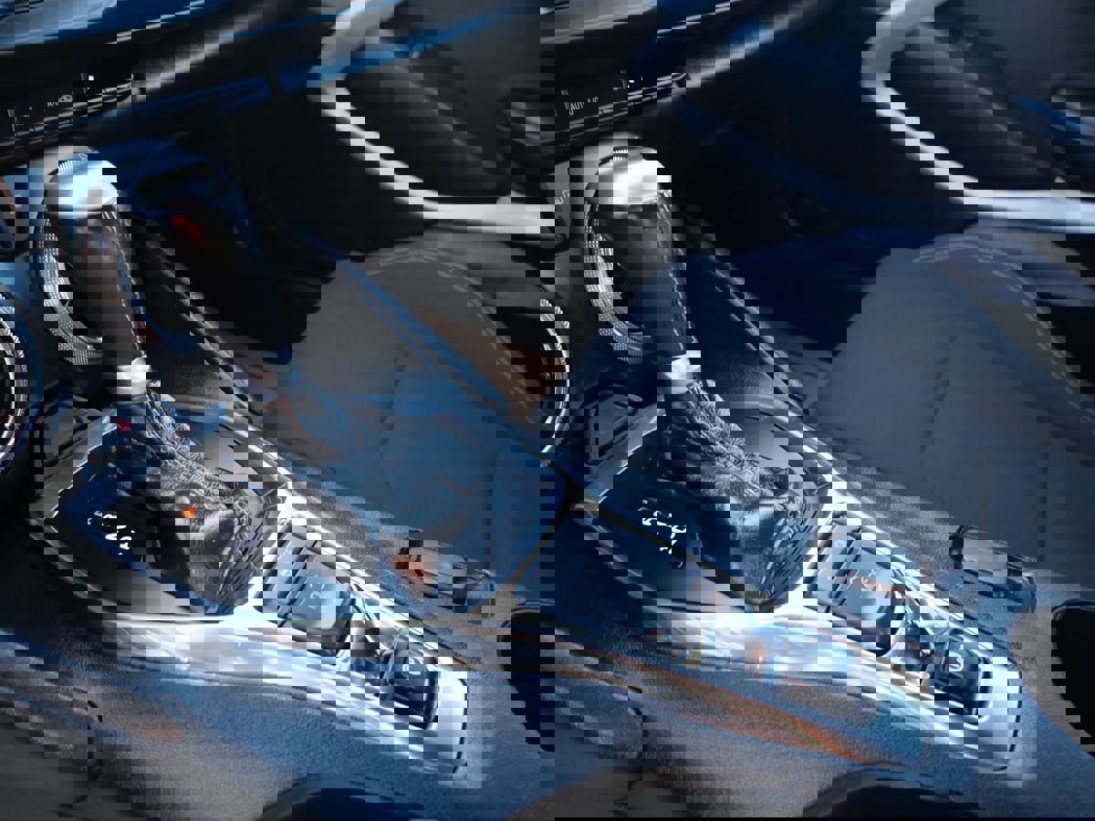 Used 2019 Chevrolet Camaro LT image 21