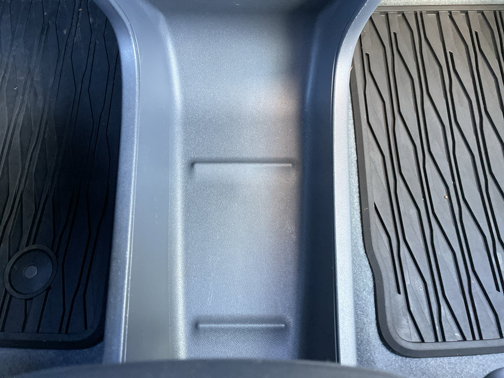 Used 2020 Chevrolet Bolt LT image 29