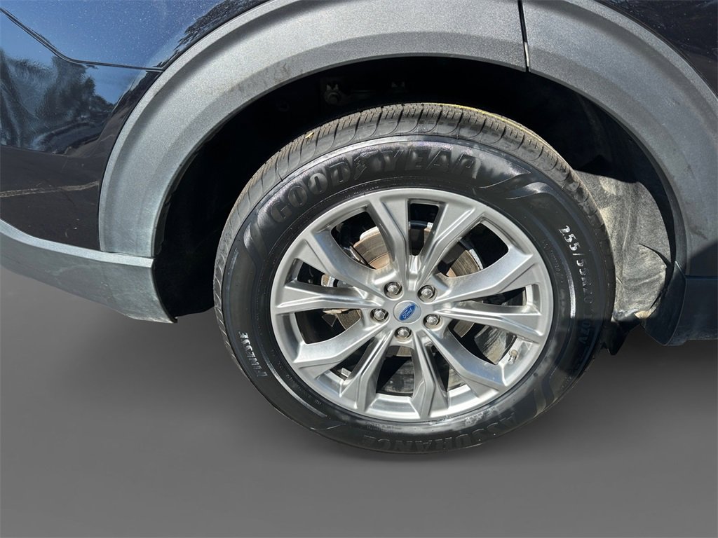 Used 2022 Ford Explorer XLT w/ Equipment Group 202A image 10