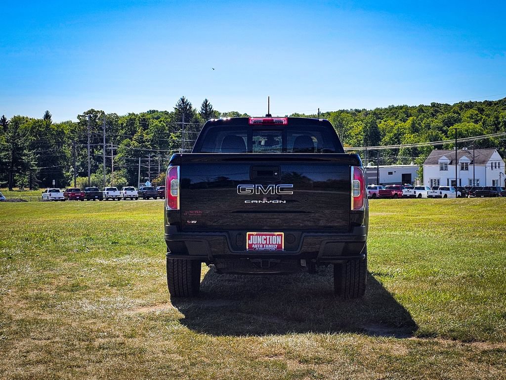 Used 2022 GMC Canyon Elevation w/ Trailering Package AWD/4WD image 5