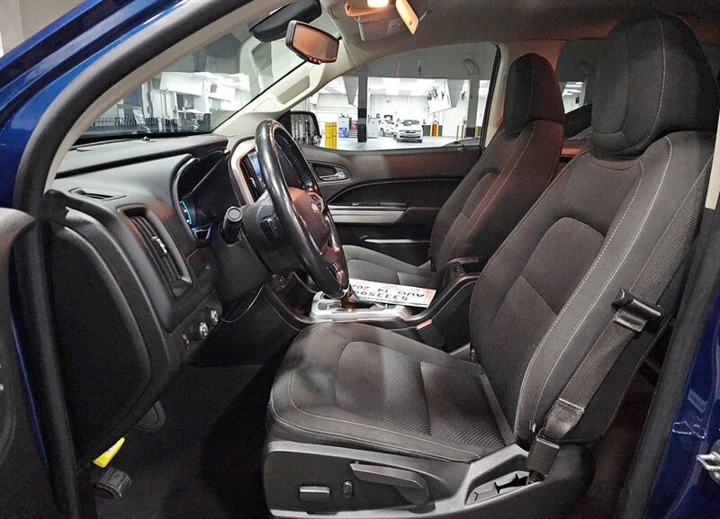 Used 2019 Chevrolet Colorado LT w/ LT Convenience Package AWD/4WD image 9