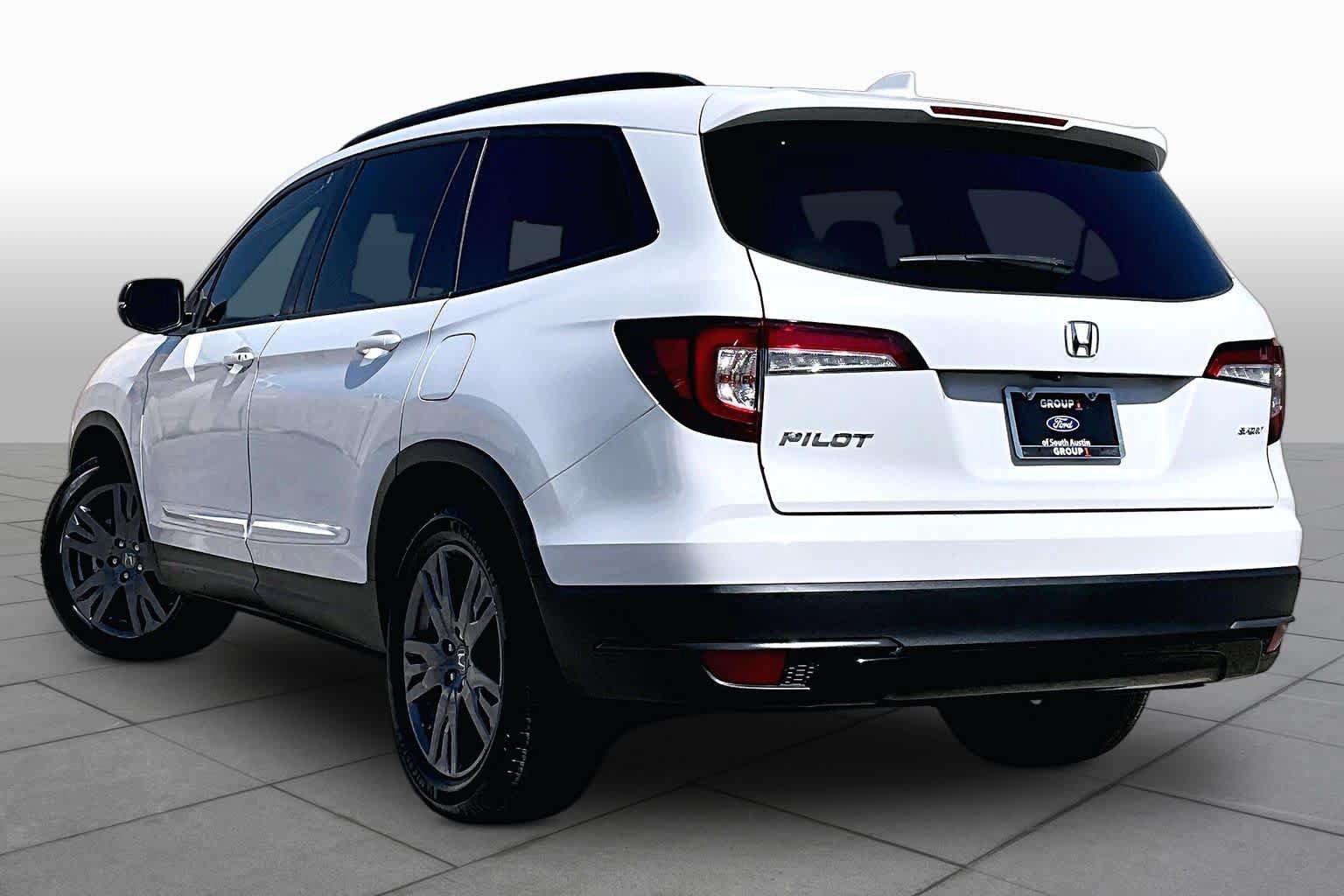 Used 2022 Honda Pilot Sport image 12