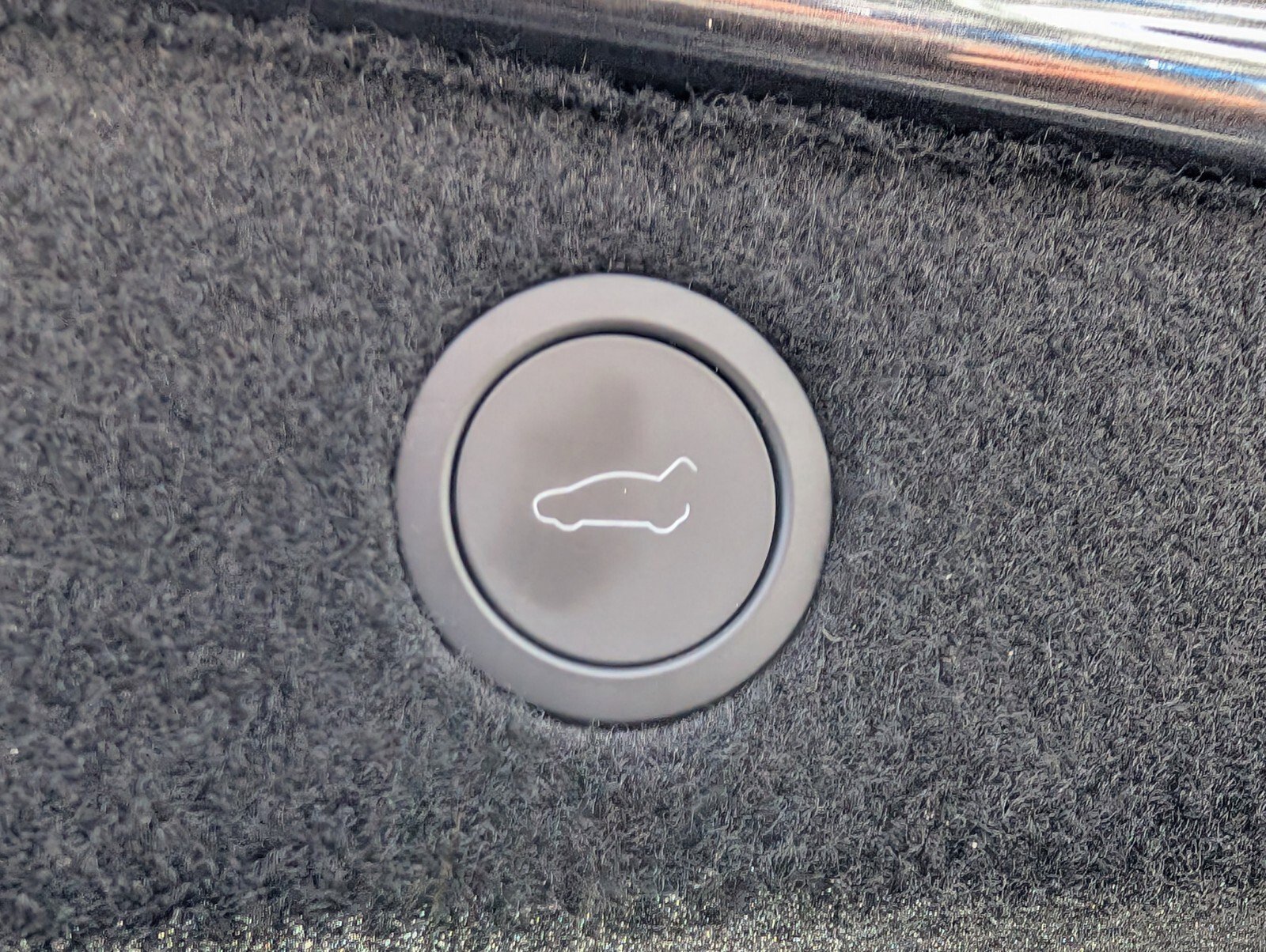 Used 2025 Tesla Model 3 Long Range image 17