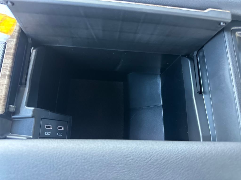 New 2026 Toyota Sienna Limited AWD/4WD image 27