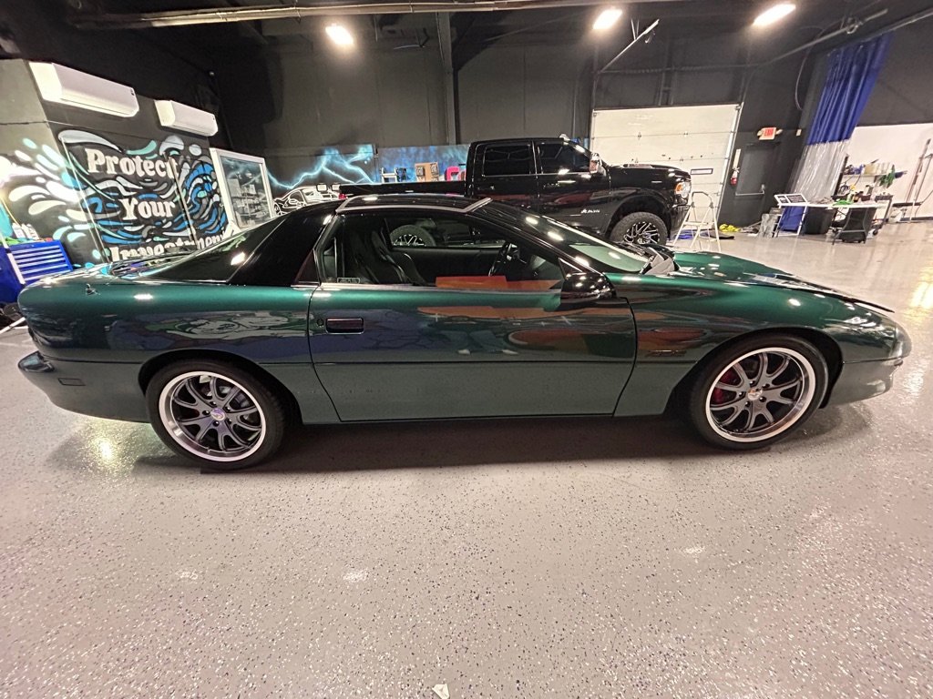 Used 1994 Chevrolet Camaro Z28 image 7