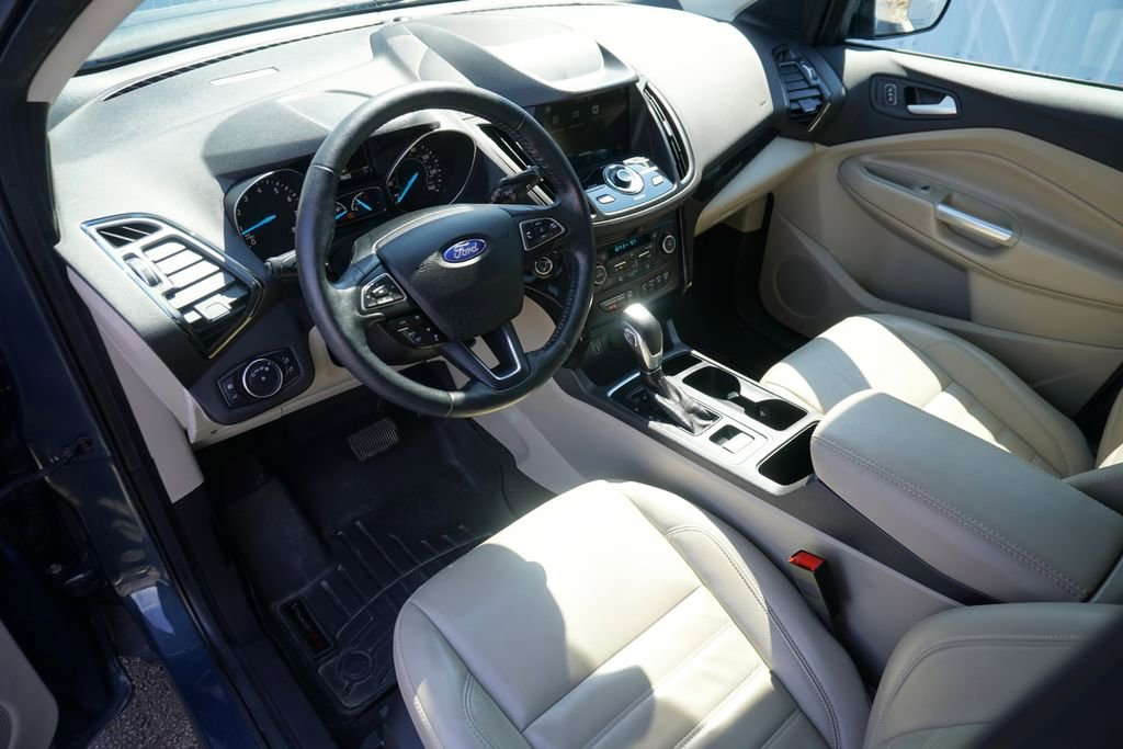 Used 2019 Ford Escape Titanium image 13