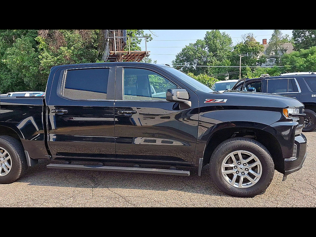 Certified 2019 Chevrolet Silverado 1500 RST AWD/4WD image 2