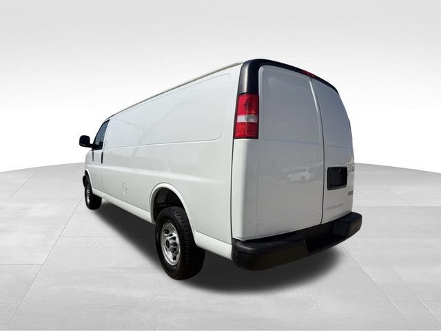 Used 2023 GMC Savana 2500 Extended w/ Driver Convenience Package RWD image 2