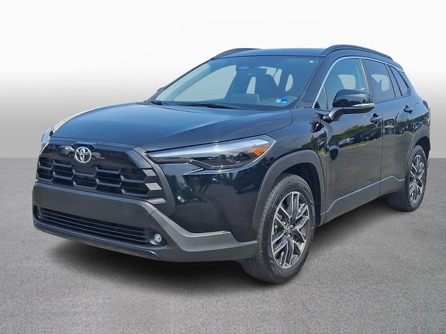 Used 2026 Toyota Corolla Cross XLE FWD image 1