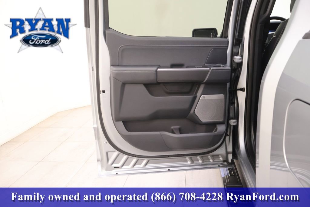 New 2025 Ford F150 Lariat w/ Equipment Group 501A Mid image 11