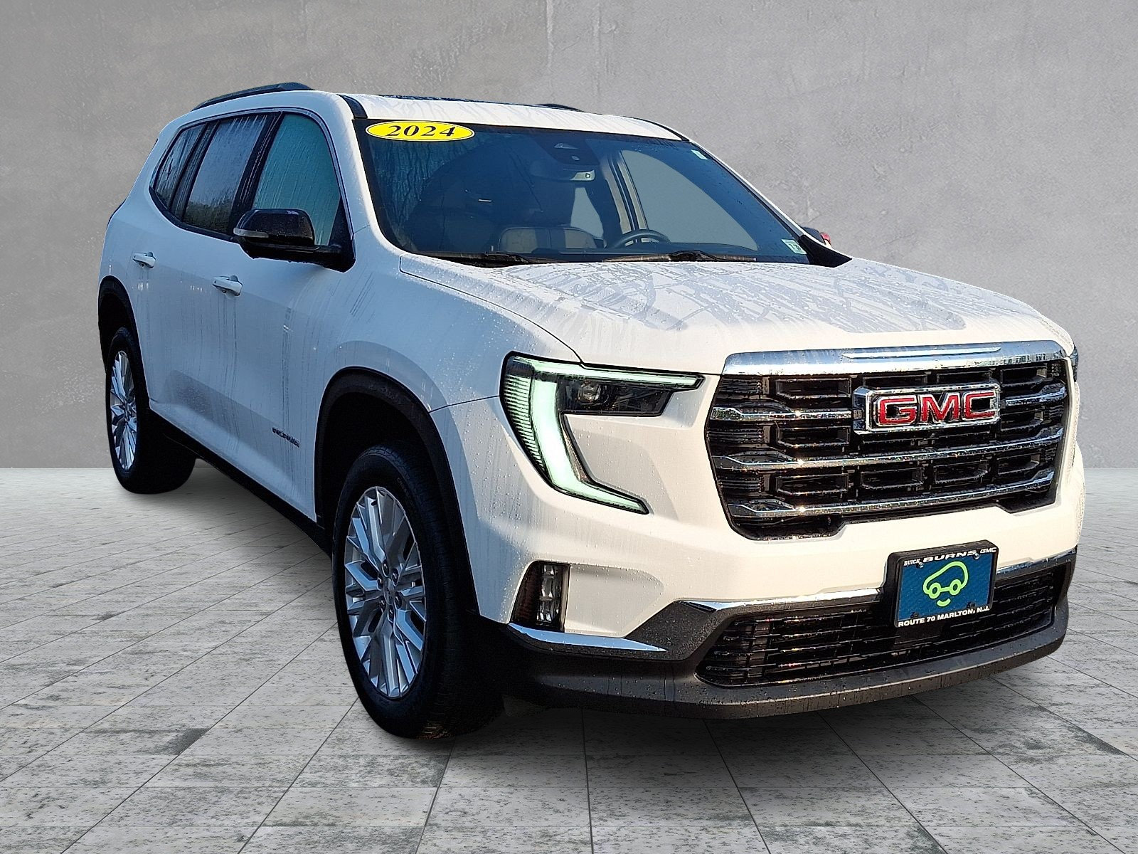 Certified 2024 GMC Acadia Elevation AWD/4WD image 3