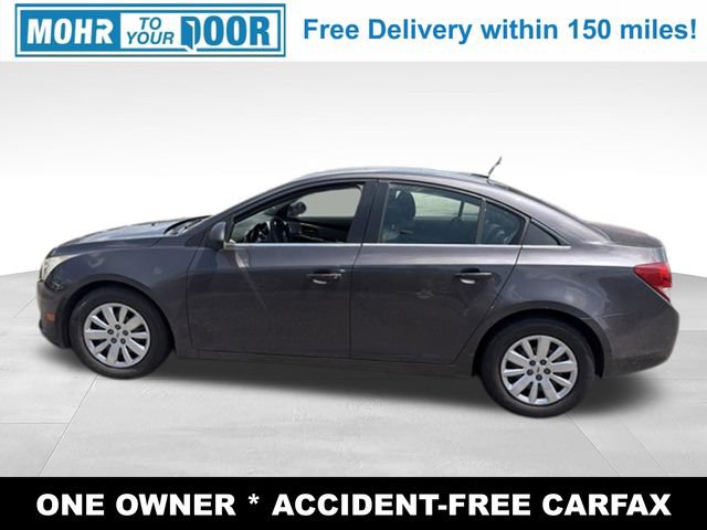 Used 2011 Chevrolet Cruze LS FWD image 2