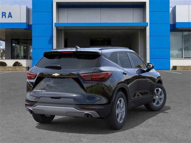New 2026 Chevrolet Blazer LT image 4