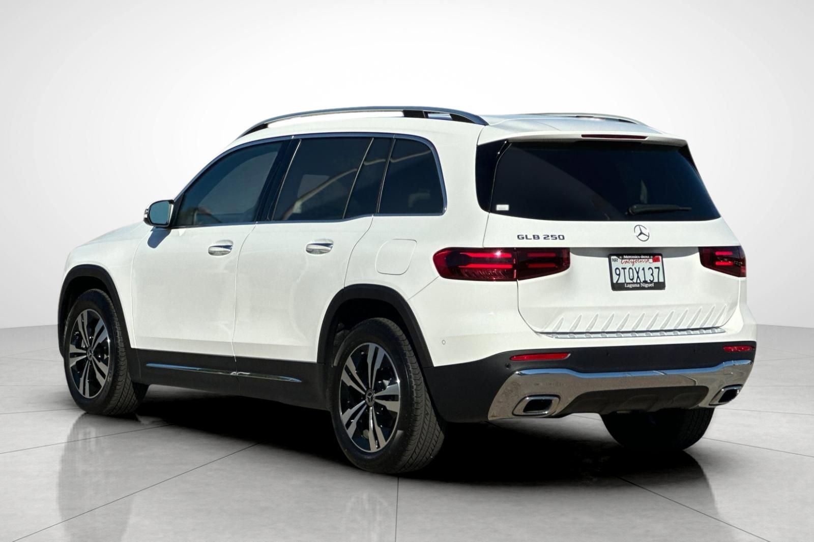 Certified 2025 Mercedes-Benz GLB 250 image 13